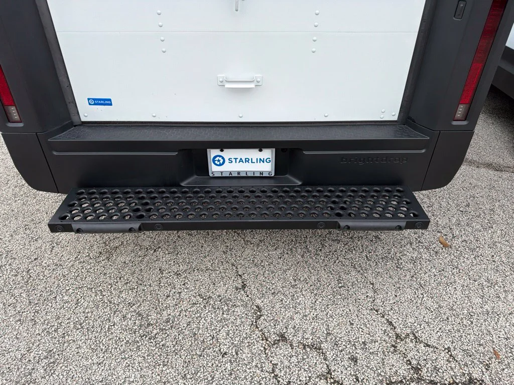 Used 2024 White BrightDrop Cargo image 10