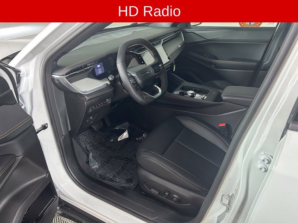 New 2026 Bright White Clear-Coat Exterior Paint Jeep Laredo image 7