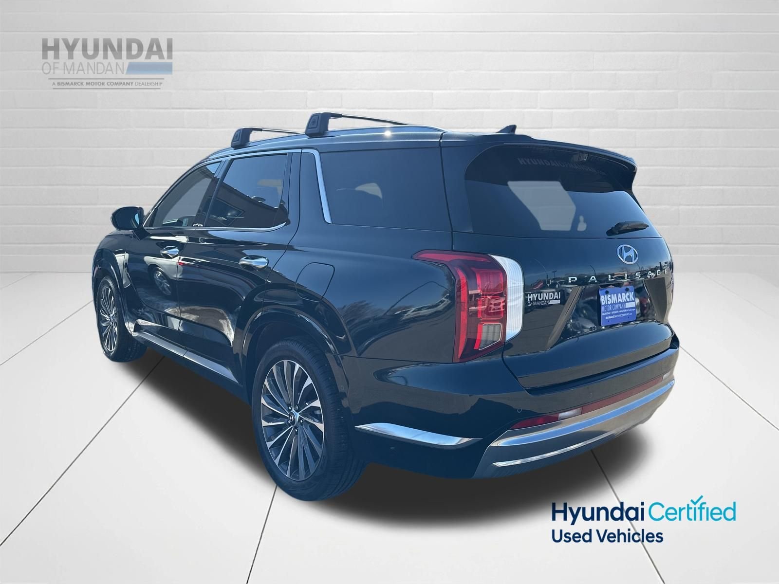 Certified Used 2024 Green Hyundai Calligraphy image 4