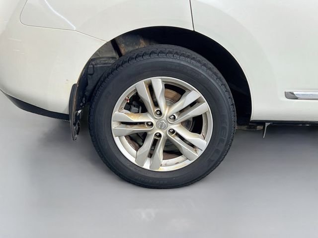2013 Nissan Rogue SV - Photo 34