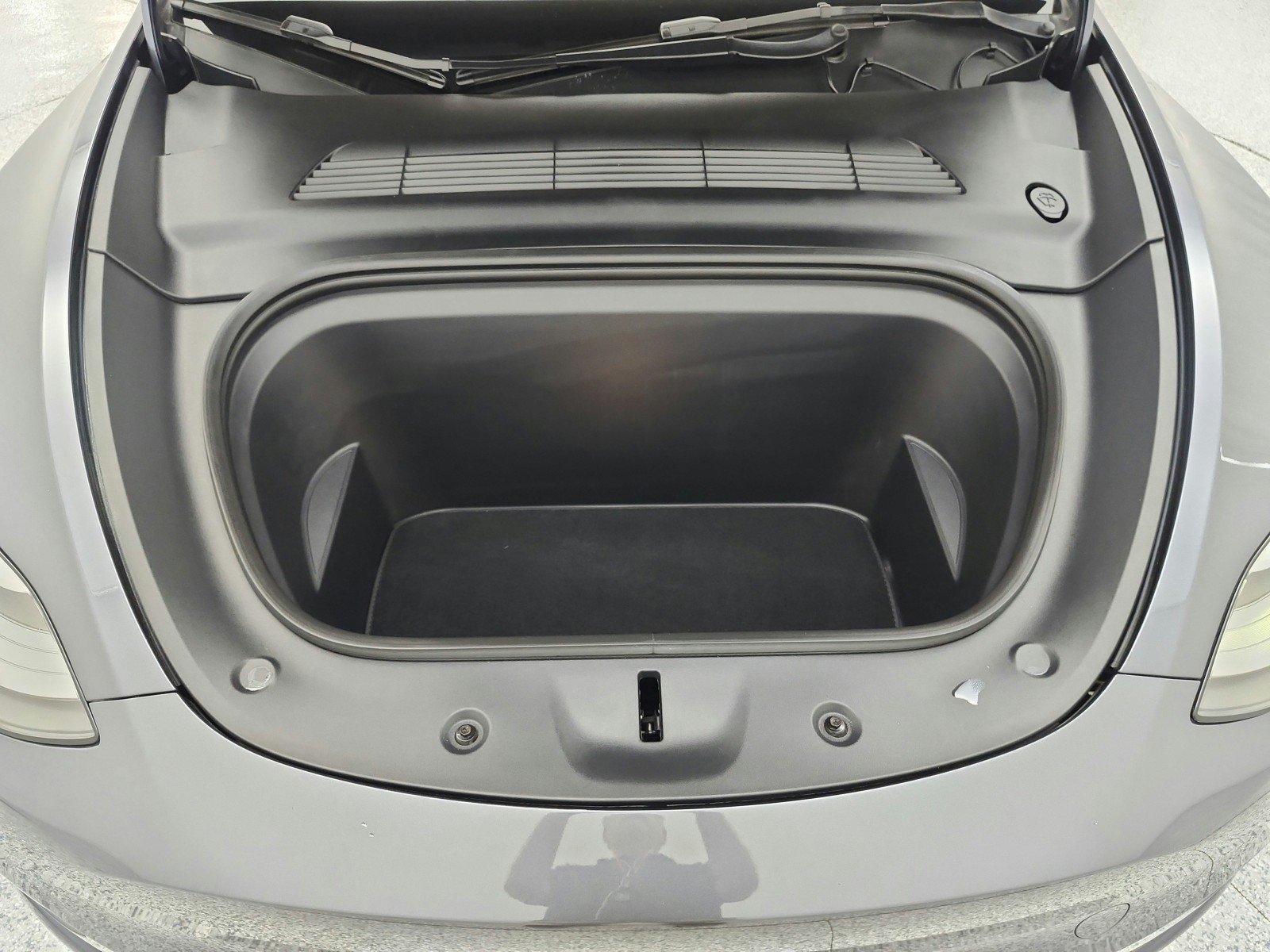 Used 2022 Midnight Silver Metallic Tesla Performance AWD image 17