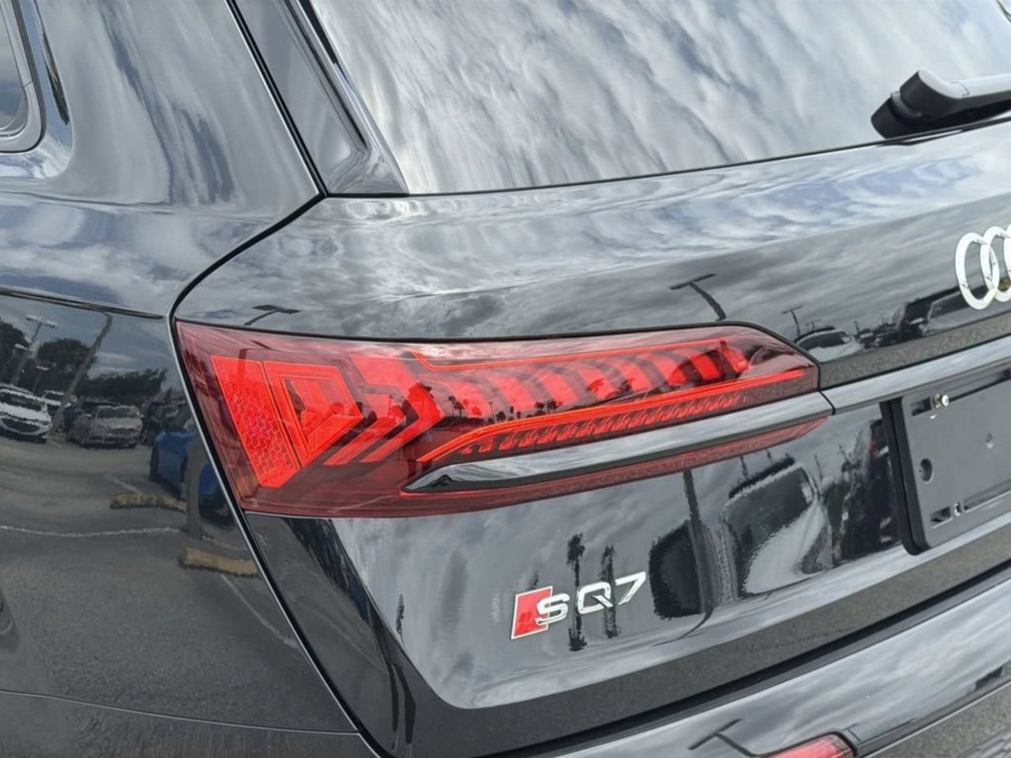 Used 2024 Mythos Black Metallic Audi Premium Plus image 33