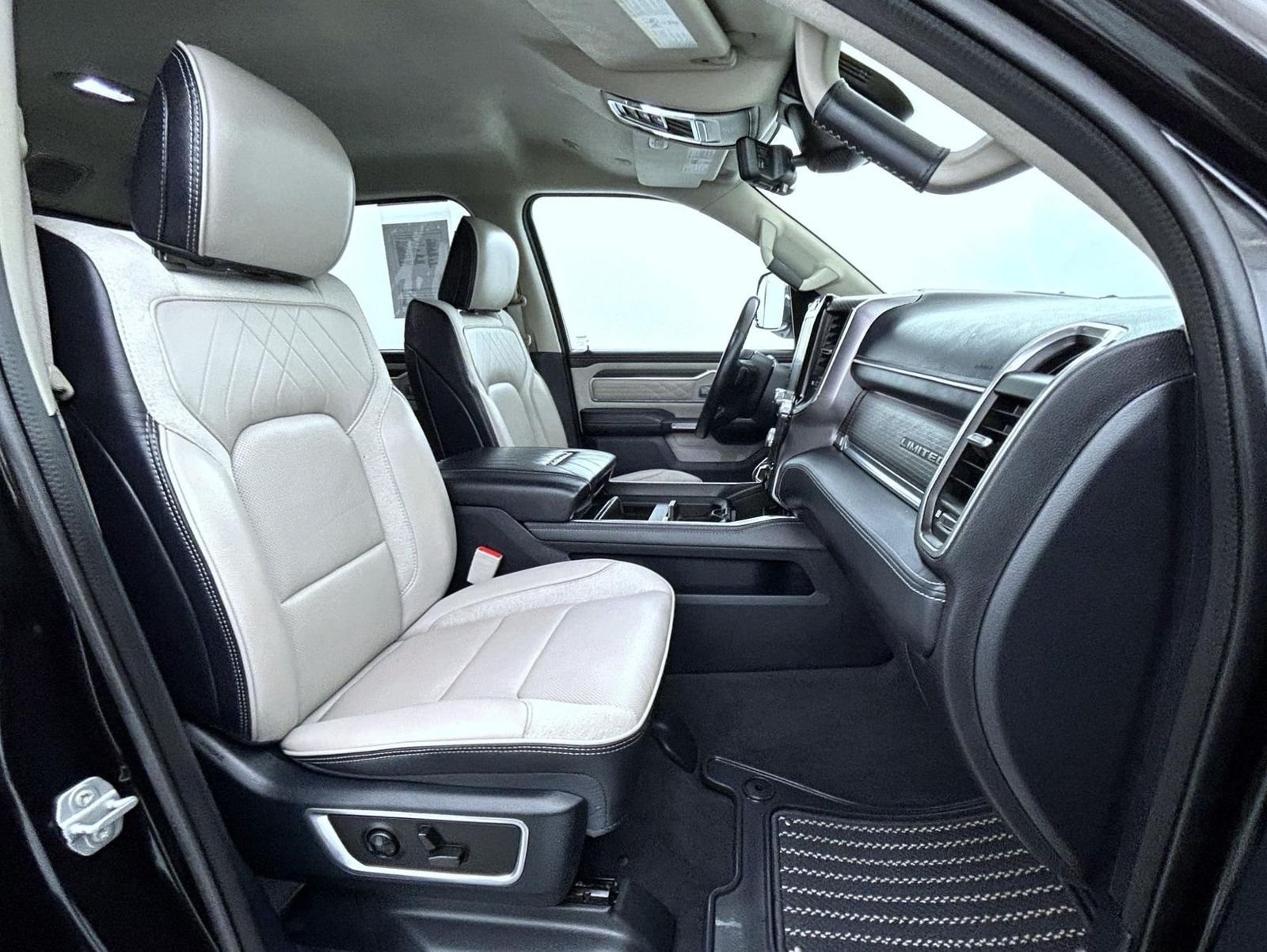 Used 2023 Black Ram Limited image 16