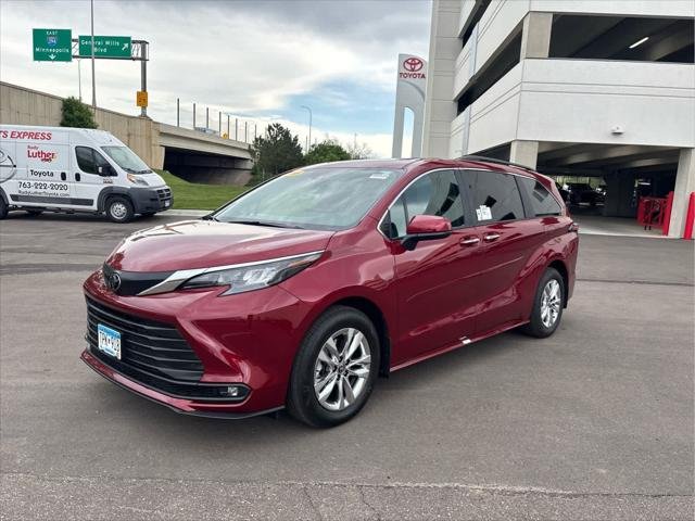 Certified Used 2026 RUBY FLARE PEARL Toyota  image 25