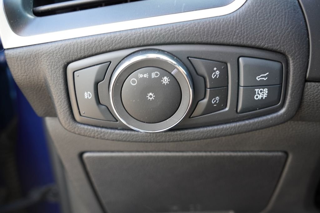 Used 2023 Atlas Blue Metallic Ford ST Line image 25