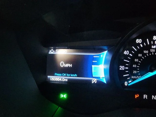 Used 2020 Oxford White Ford SE image 12