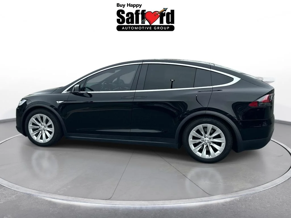 Used 2016 Black Tesla 60D image 4