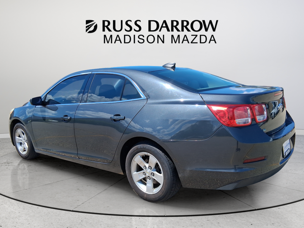 Used 2015 Gray Chevrolet LS image 4