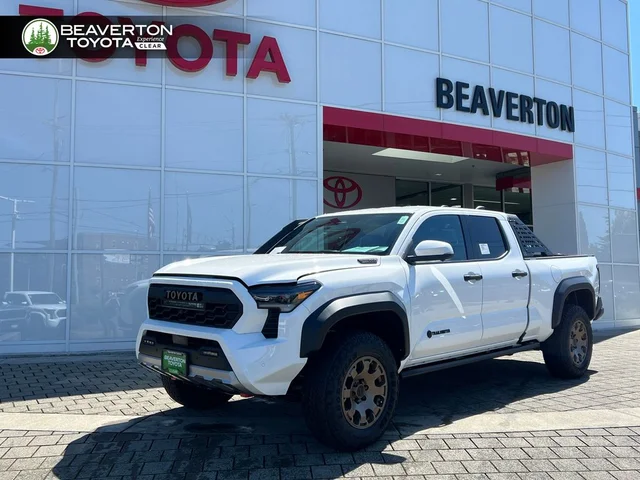 2026 Toyota Tacoma i-FORCE MAX Trailhunter