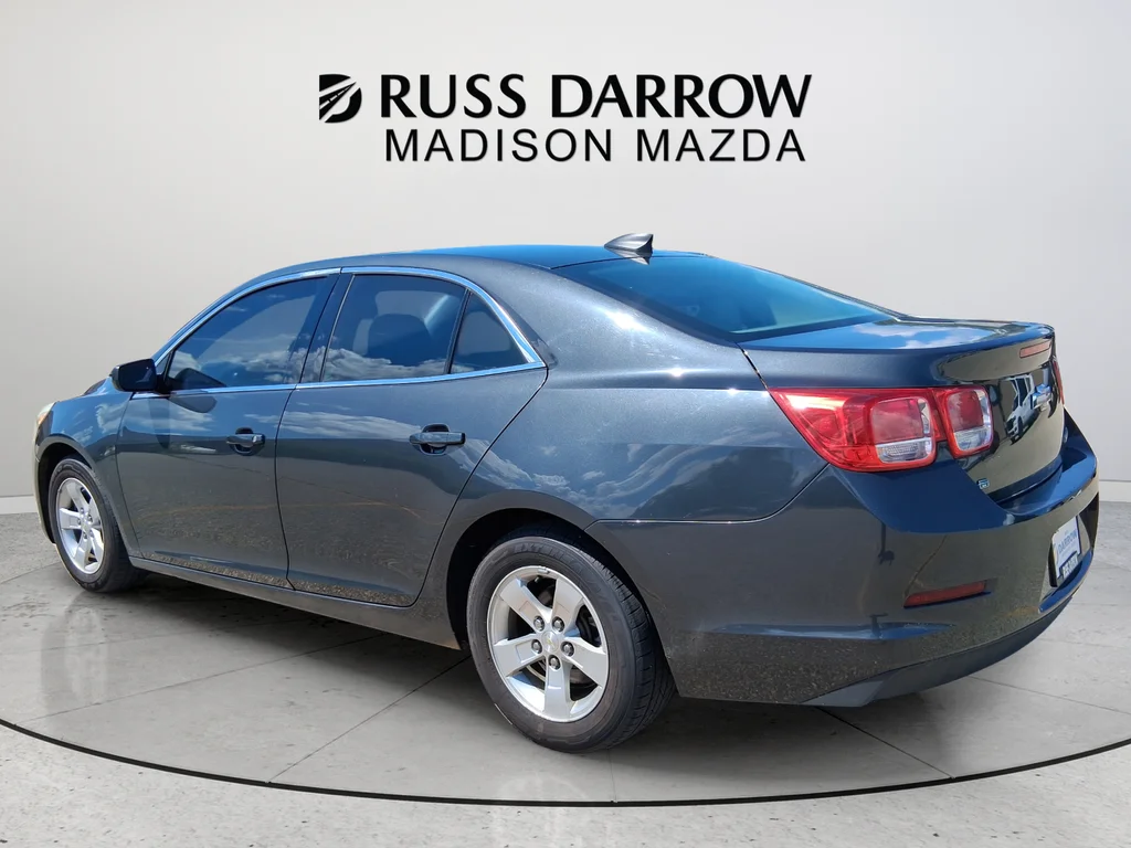 Used 2015 Gray Chevrolet LS image 4