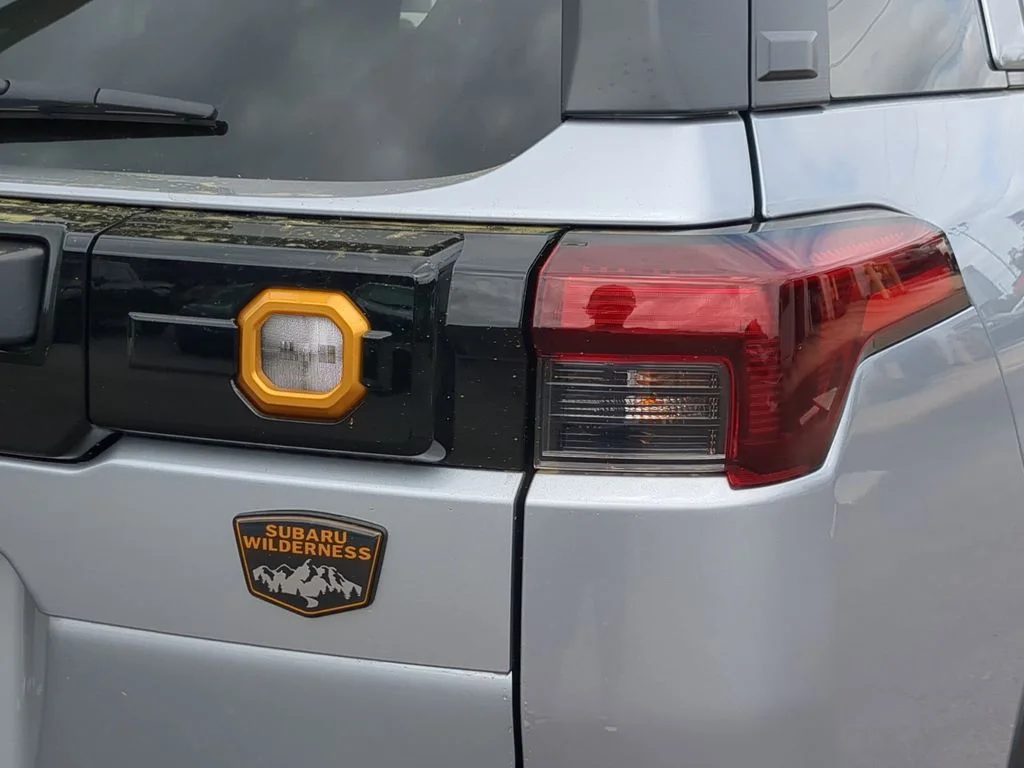 New 2026 ICE SILVER METALLIC Subaru Wilderness image 8