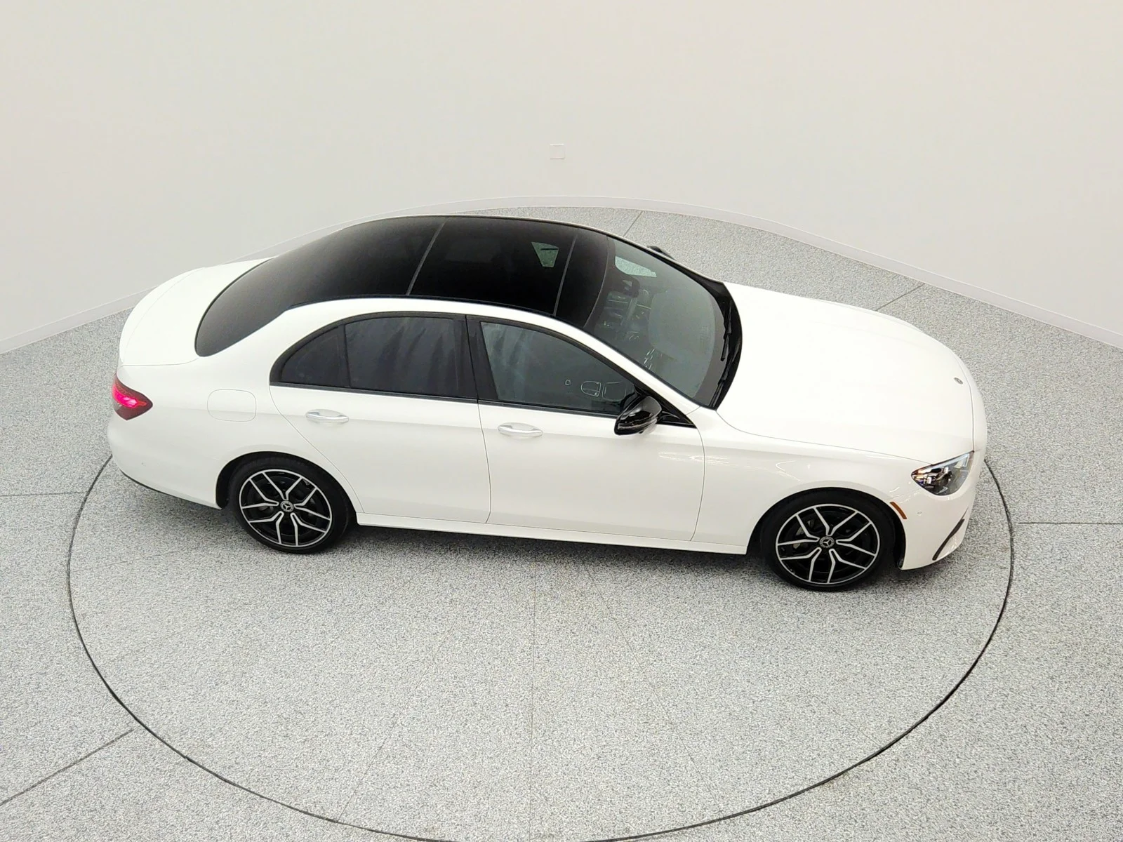 Certified Used 2023 Polar White Mercedes-Benz E 450 4MATIC® Sedan image 26