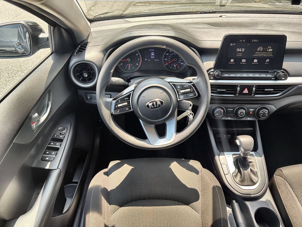 Used 2021 Black Kia LXS image 10