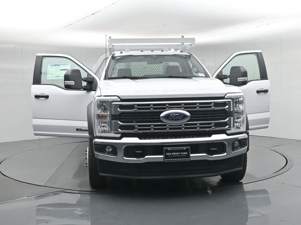 New 2025 Oxford White Ford XL image 35