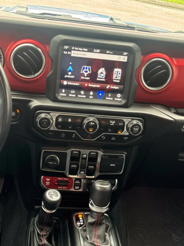 Used 2021 Blue Jeep Unlimited Rubicon image 4