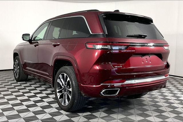 Used 2023 Red Jeep Overland image 2