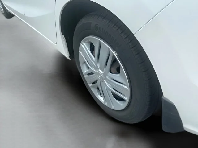 Certified Used 2020 Platinum White Pearl Honda LX image 14