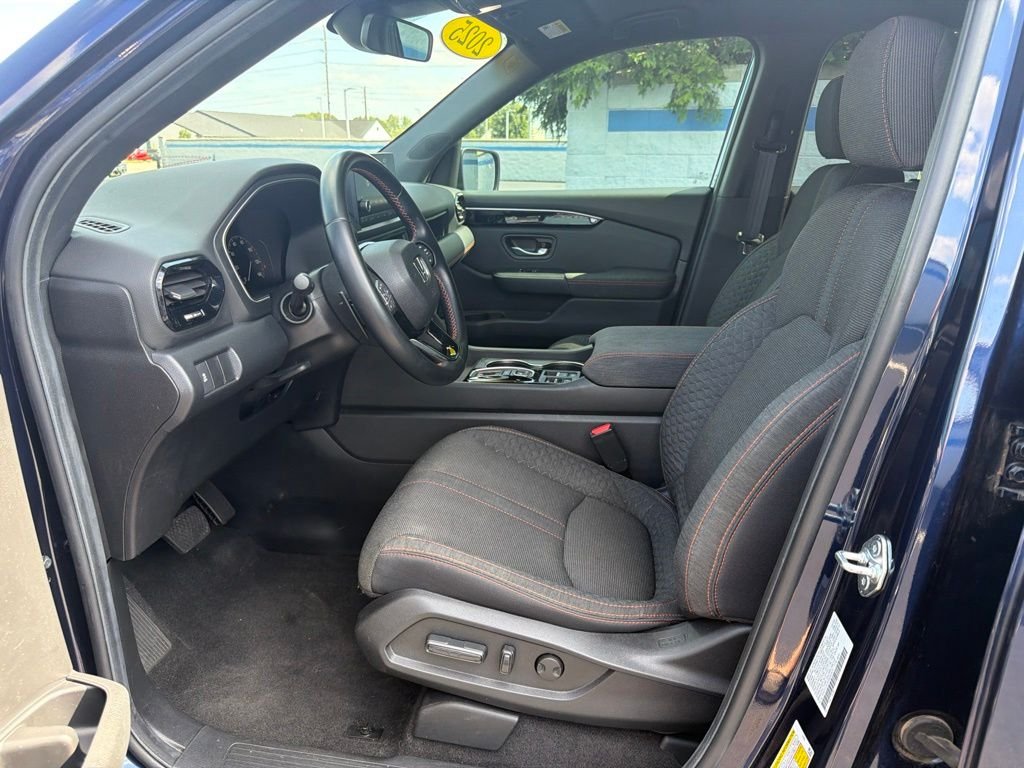 2025 Honda Pilot Sport - Photo 16