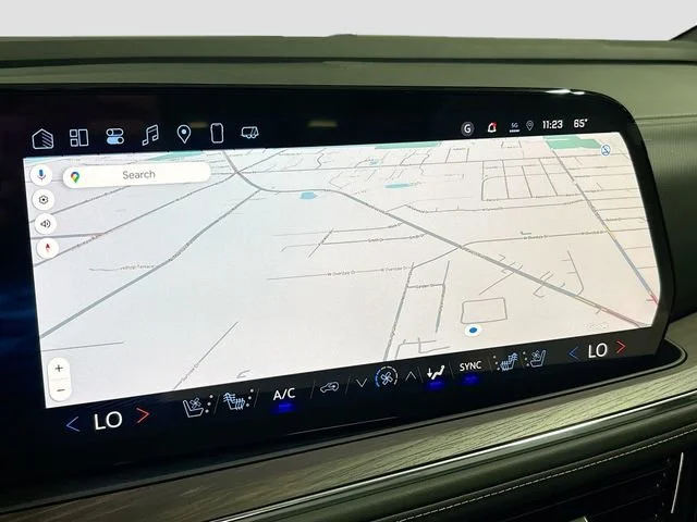 2025 Chevrolet Suburban Premier - Photo 16