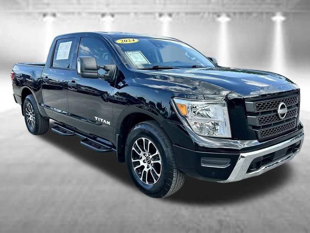 Used 2024 Black Nissan SV image 3