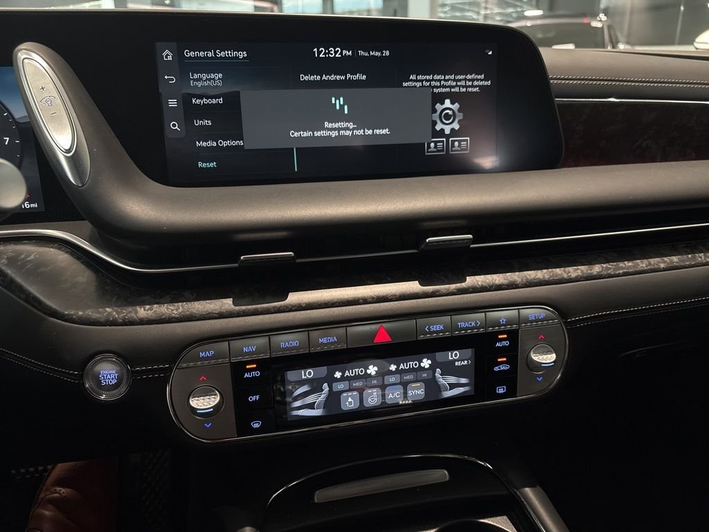 2023 GENESIS G90 Base - Photo 13