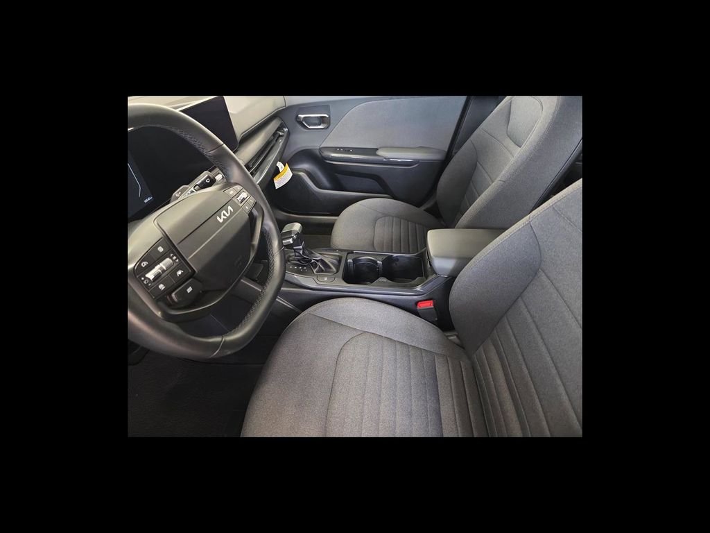 Used 2025 Red Kia EX image 11