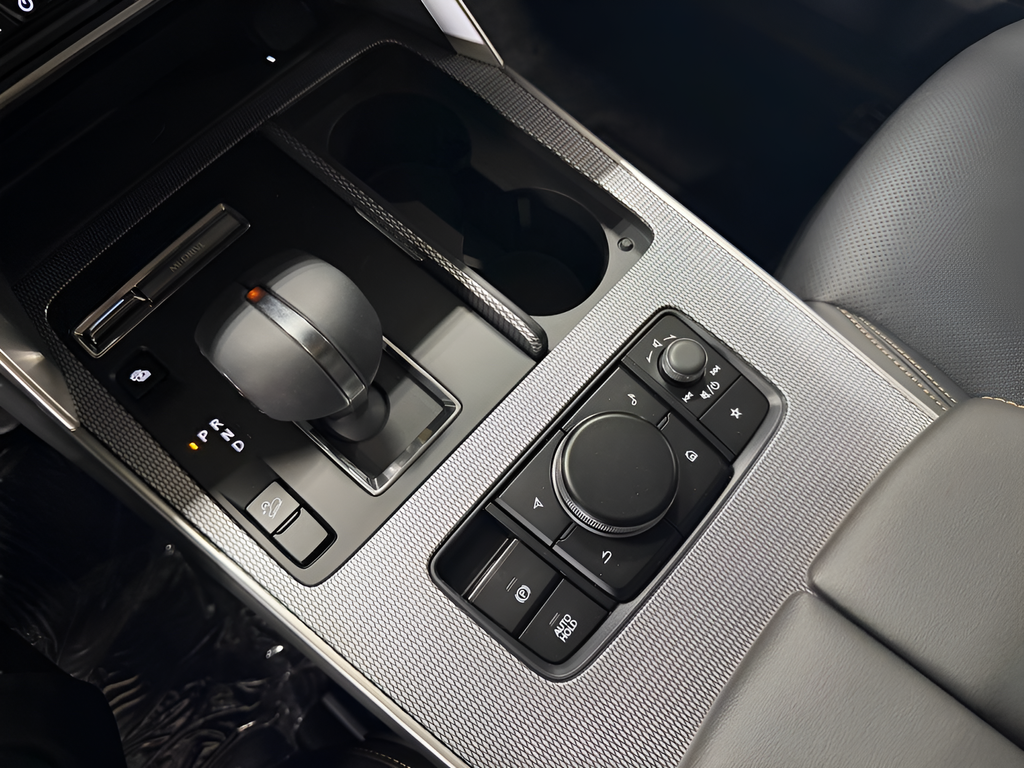 New 2026 Jet Black Mica Mazda Preferred image 17