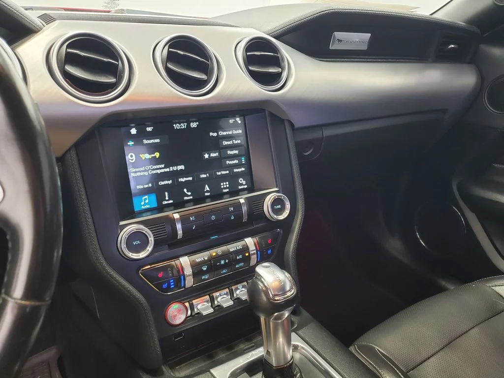 2018 Ford Mustang EcoBoost Premium - Photo 17