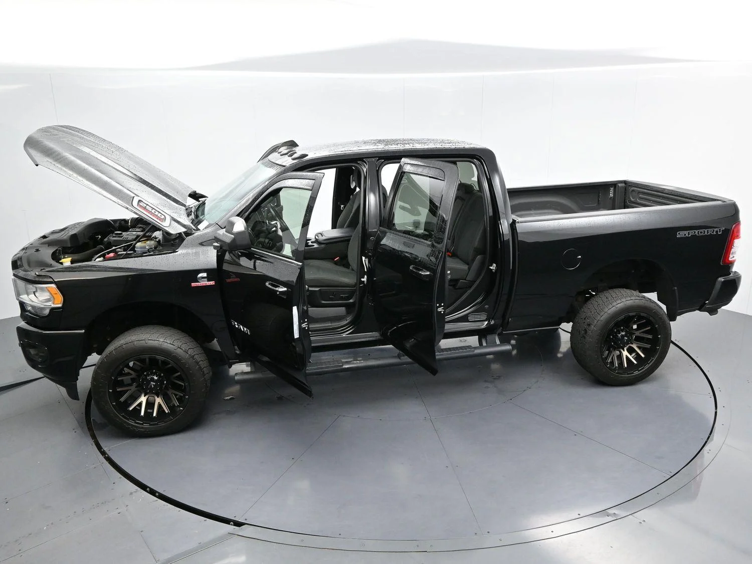 Used 2022 Diamond Black Crystal Pearlcoat Ram Big Horn image 39