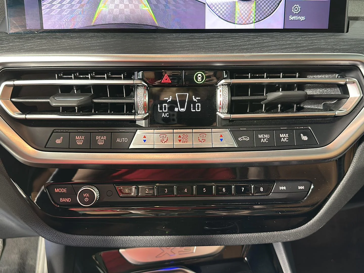 Used 2024 Black Sapphire Metallic BMW xDrive30i image 19