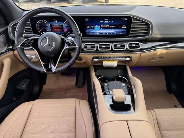 New 2026 MANUFAKTUR Ireland Mid Green Metallic Mercedes-Benz GLE 450 image 5