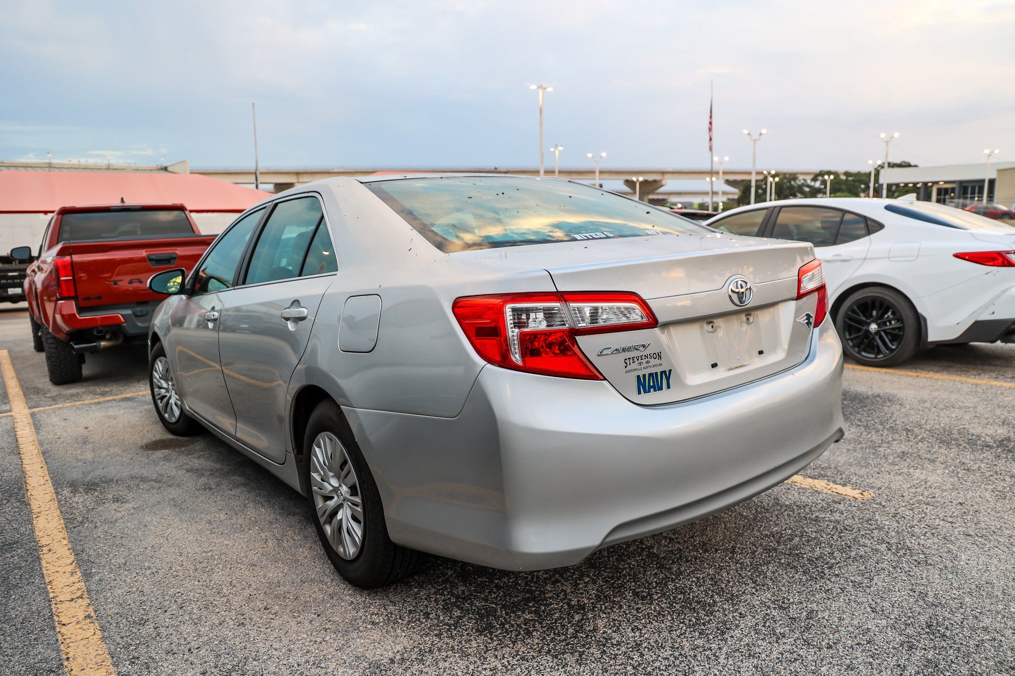 Used 2014 CLASSIC SILVER ME Toyota LE image 8