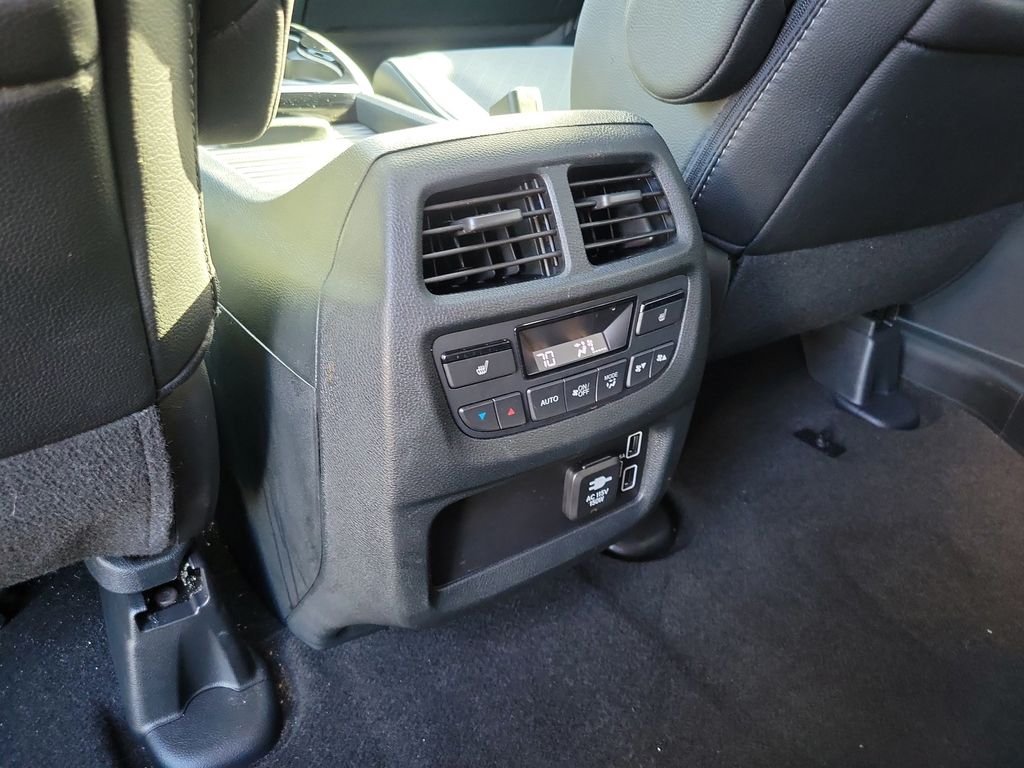 Used 2023  Honda Elite image 11
