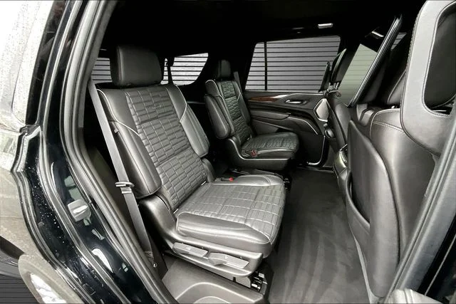 Used 2021 Black Cadillac Sport Platinum image 25