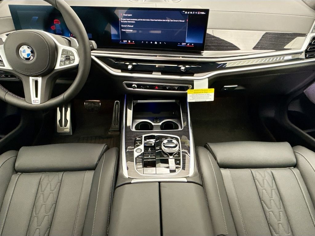 New 2027 Blue BMW M60i image 13