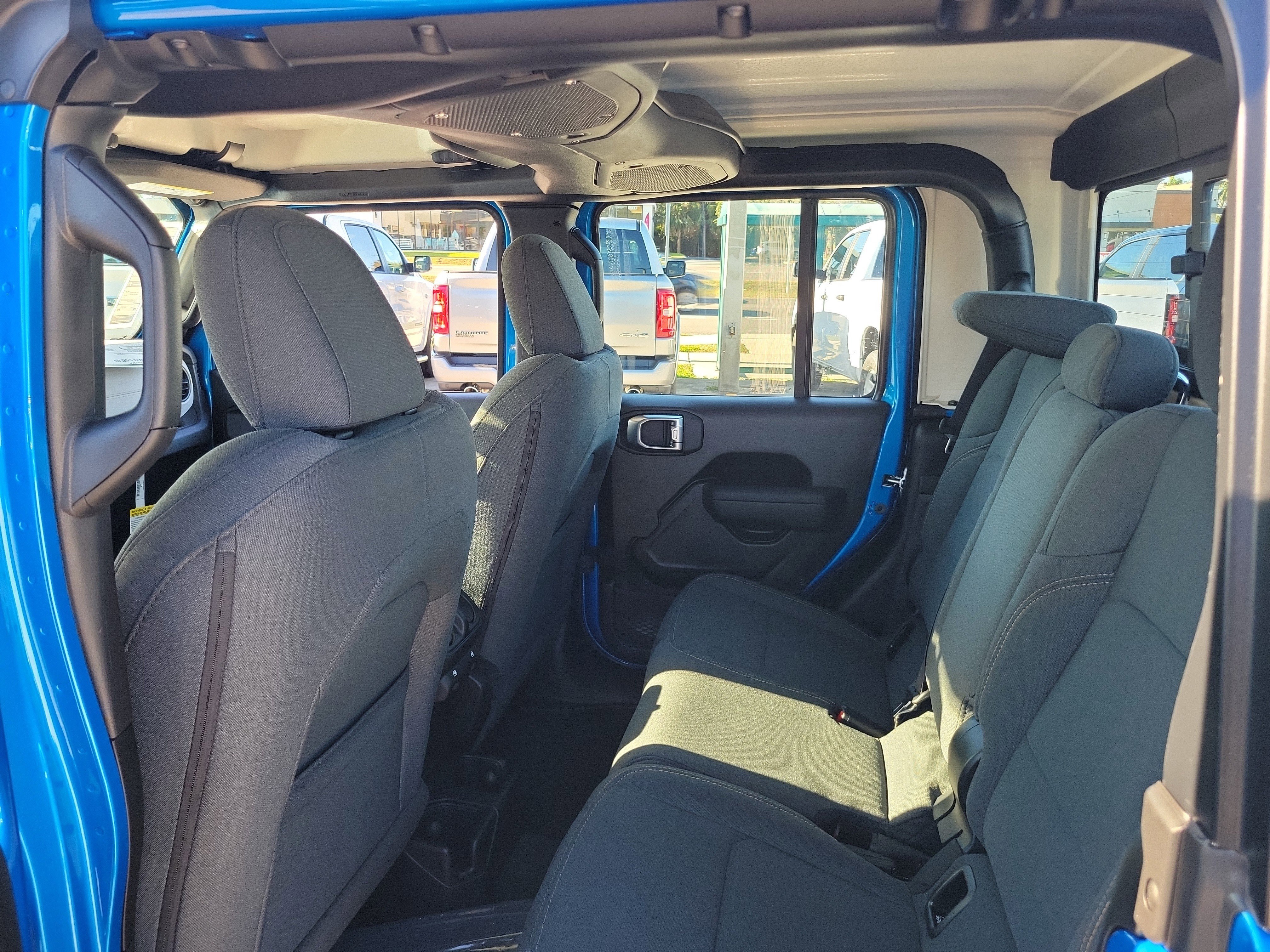 New 2026 Hydro Blue Pearl-Coat Exterior Paint Jeep Sport image 6