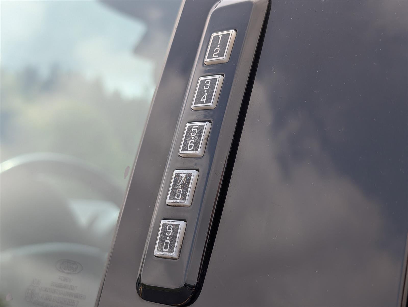 Used 2016 Magnetic Metallic Ford XLT image 35