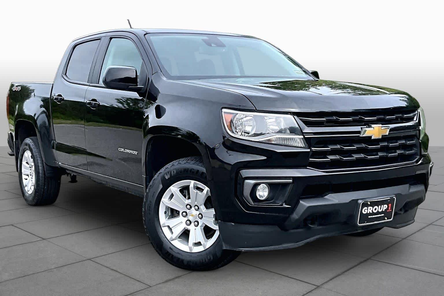 Used 2022 Black Chevrolet 4WD LT image 3