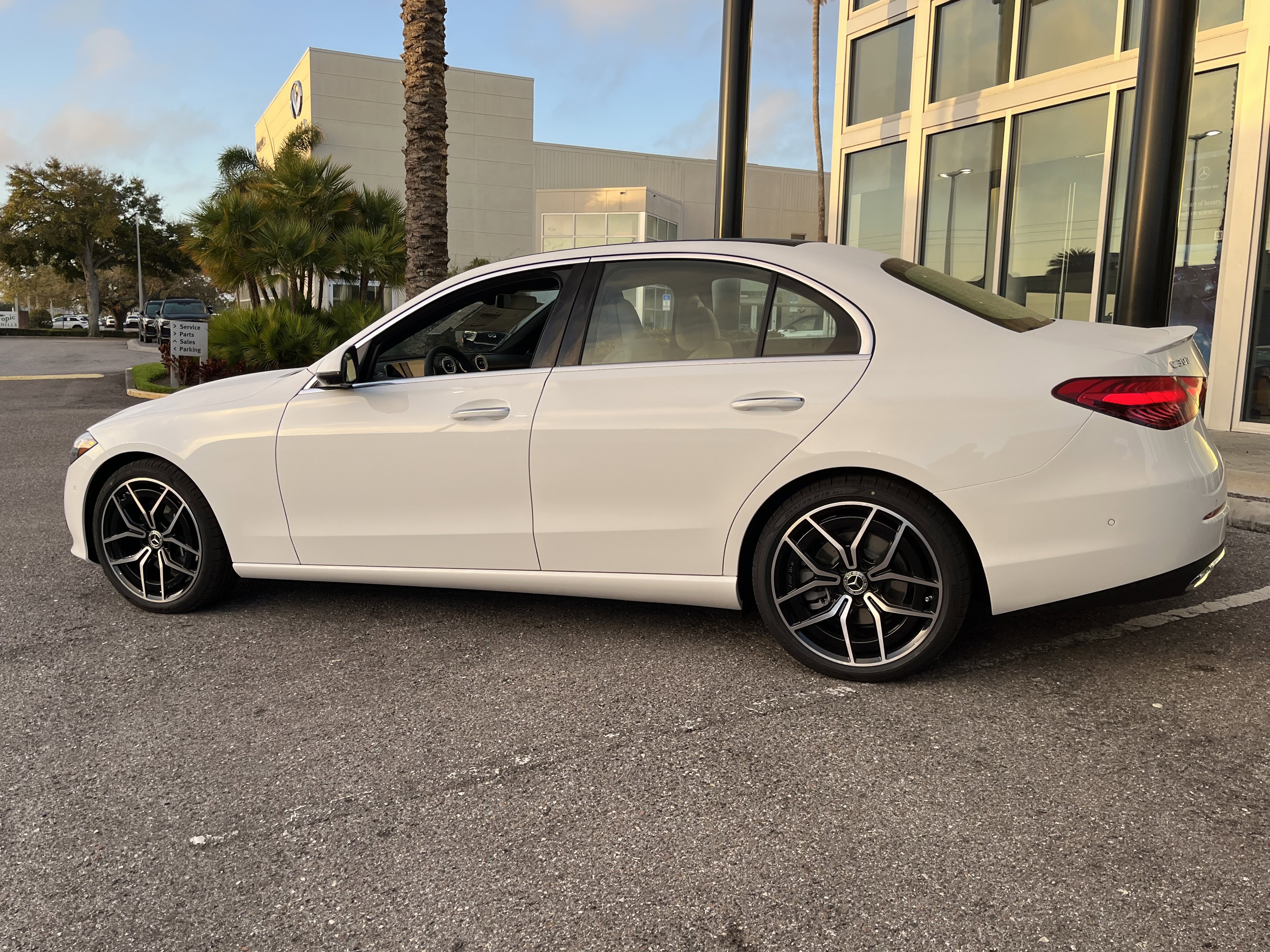 New 2026 POLAR WHITE Mercedes-Benz C 300 image 4