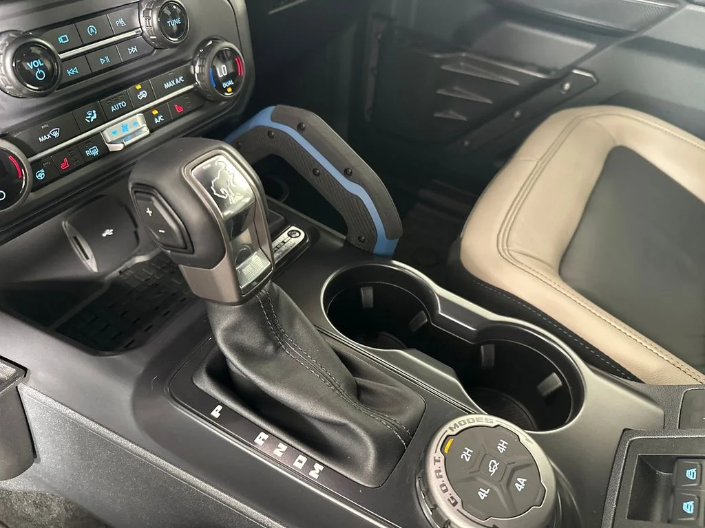 Used 2024 Blue Ford Wildtrak image 27