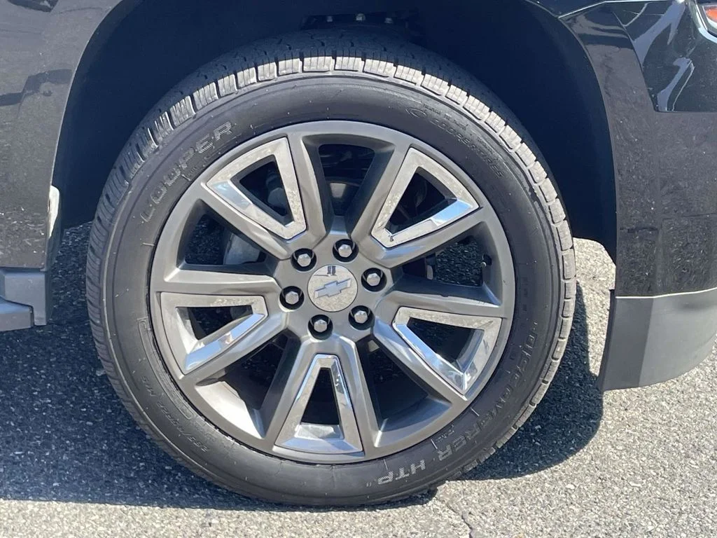 Used 2017 Black Chevrolet LT image 10