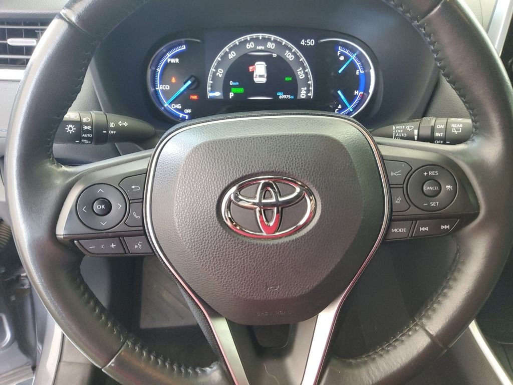 Used 2019 Gray Toyota XSE image 9