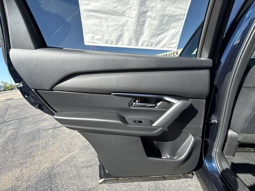New 2026 Navy Blue Mica Mazda 2.5 S Select AWD image 21