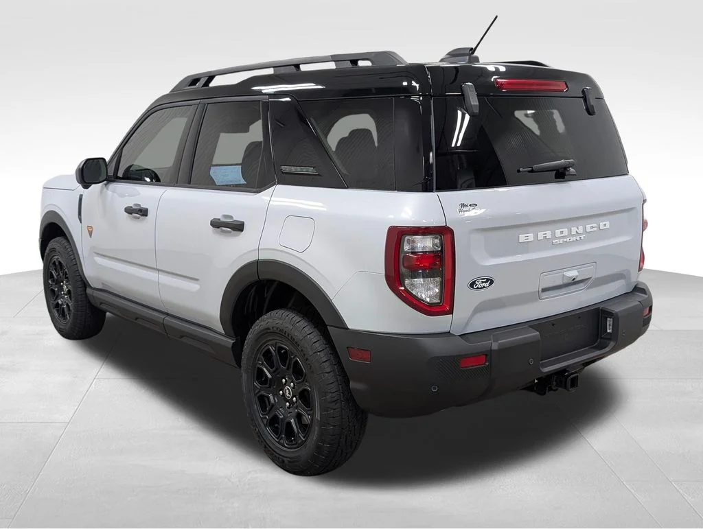 New 2026 Space White Metallic Ford Badlands® image 21