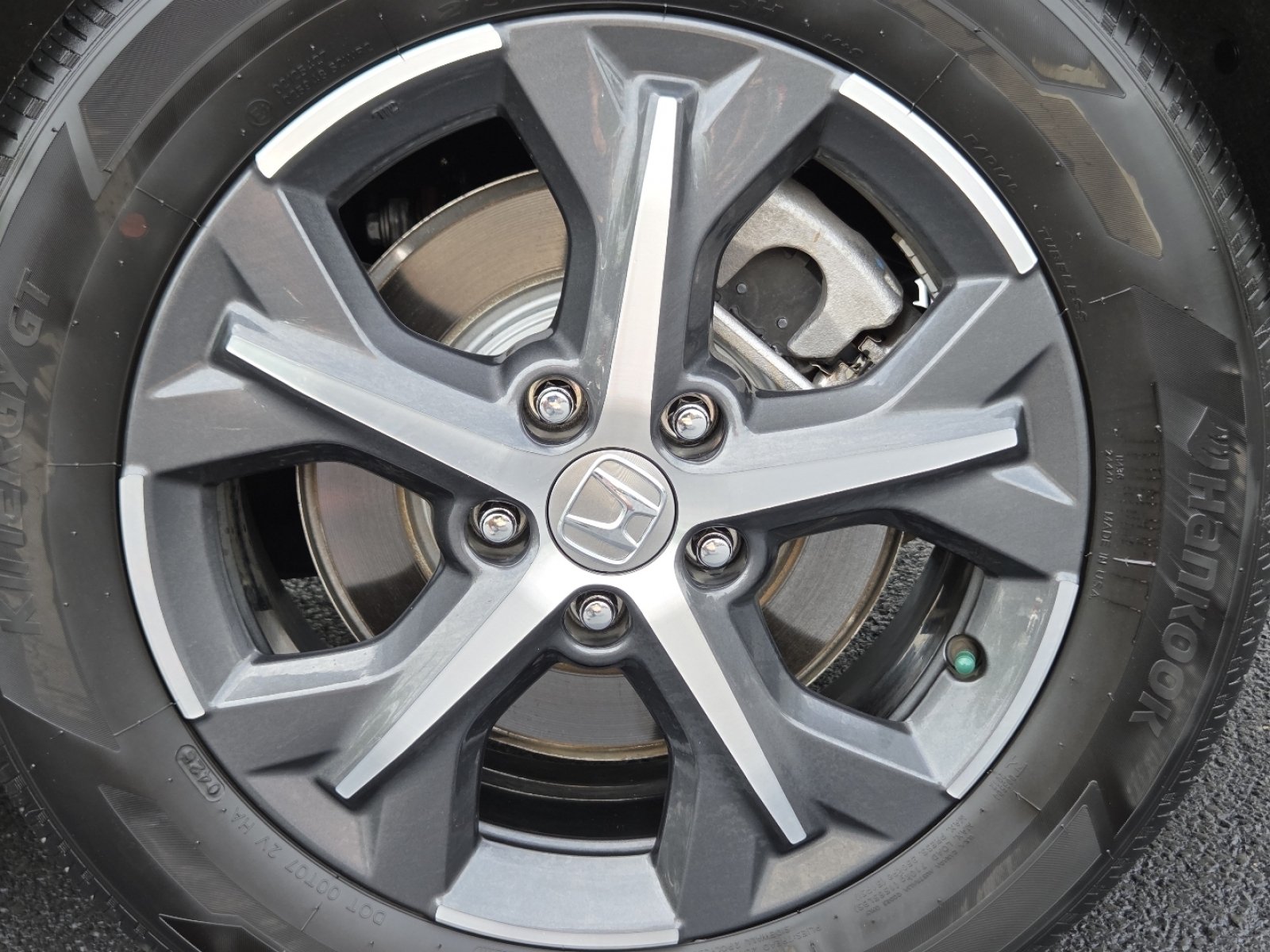 2025 Honda HR-V EX-L - Photo 13