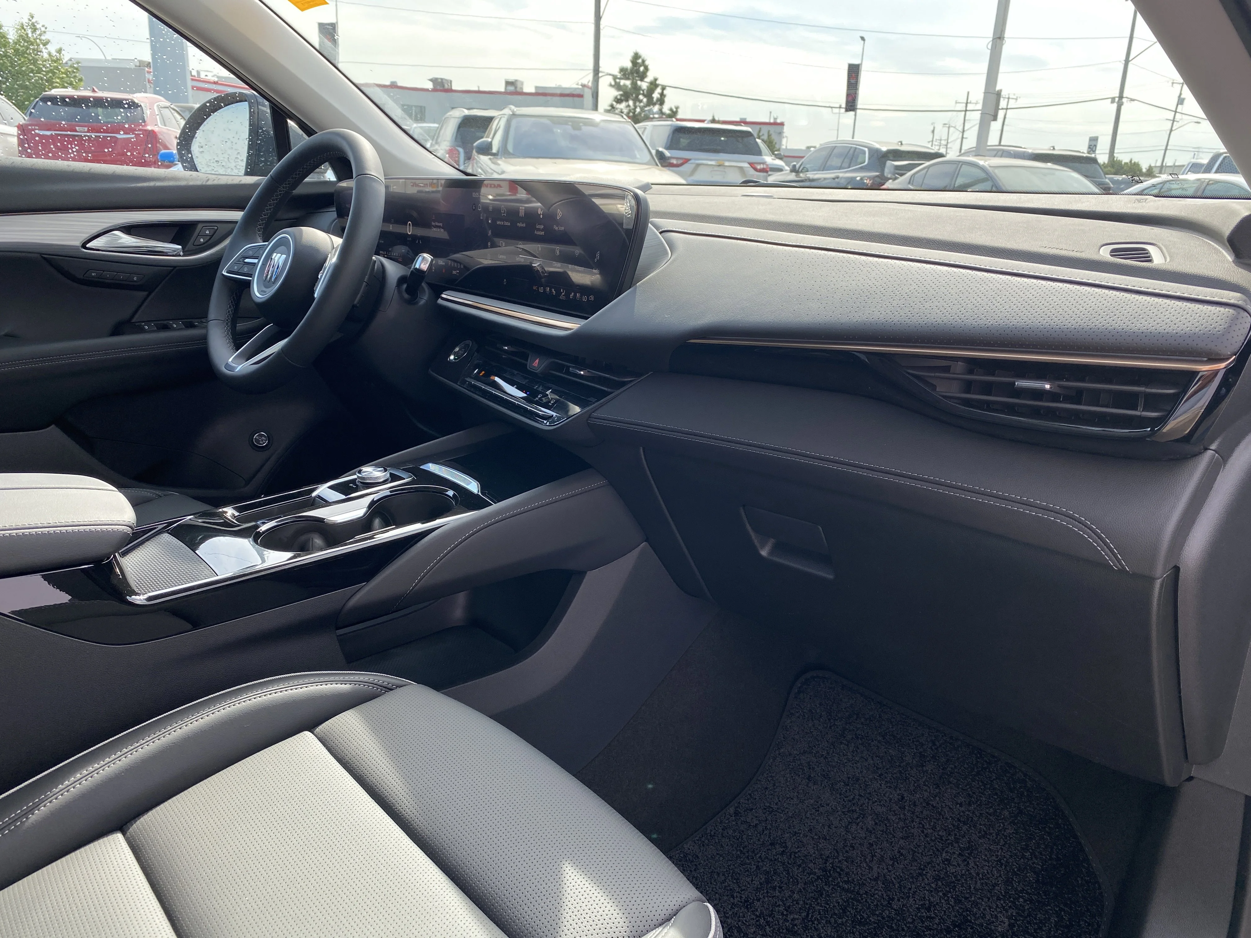 New 2026 QUARTZ BLUE METALLIC Buick Avenir image 30