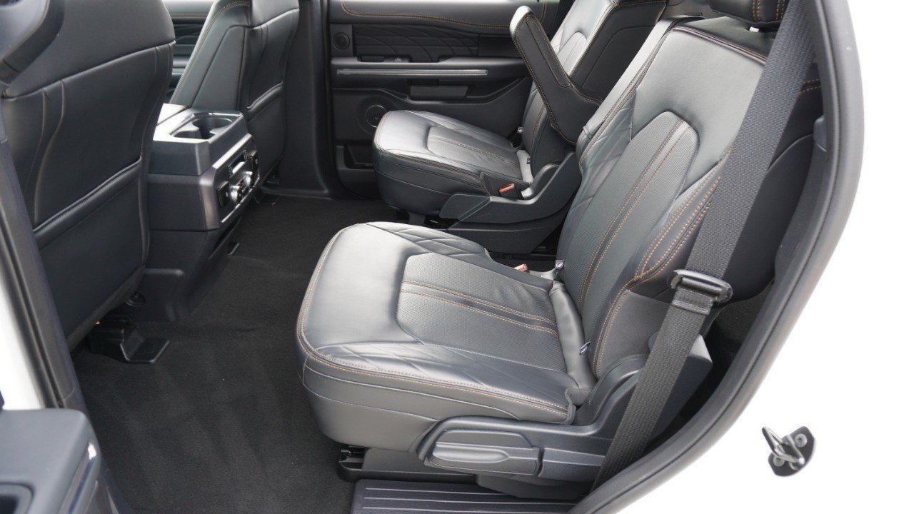 Used 2024 White Ford Platinum image 32