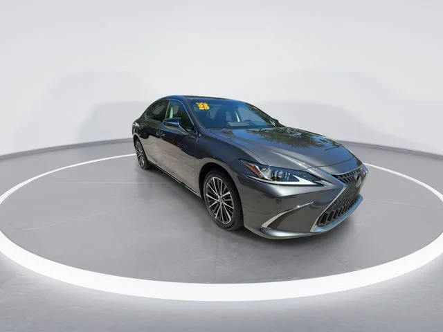 2025 Lexus ES 350 - Photo 2