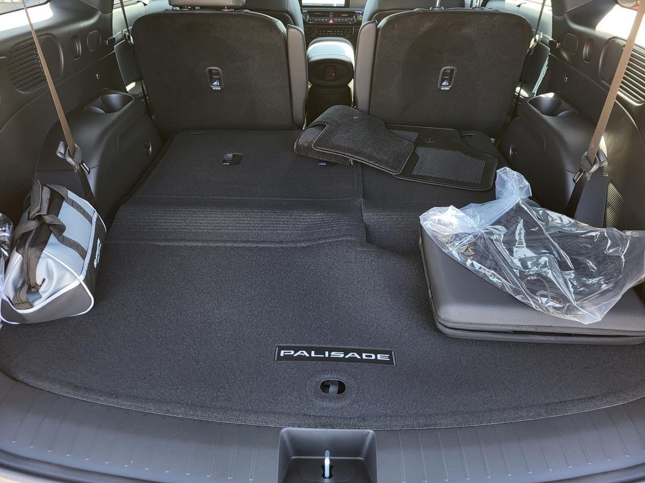 New 2026 Abyss Black Pearl Hyundai XRT Pro image 10