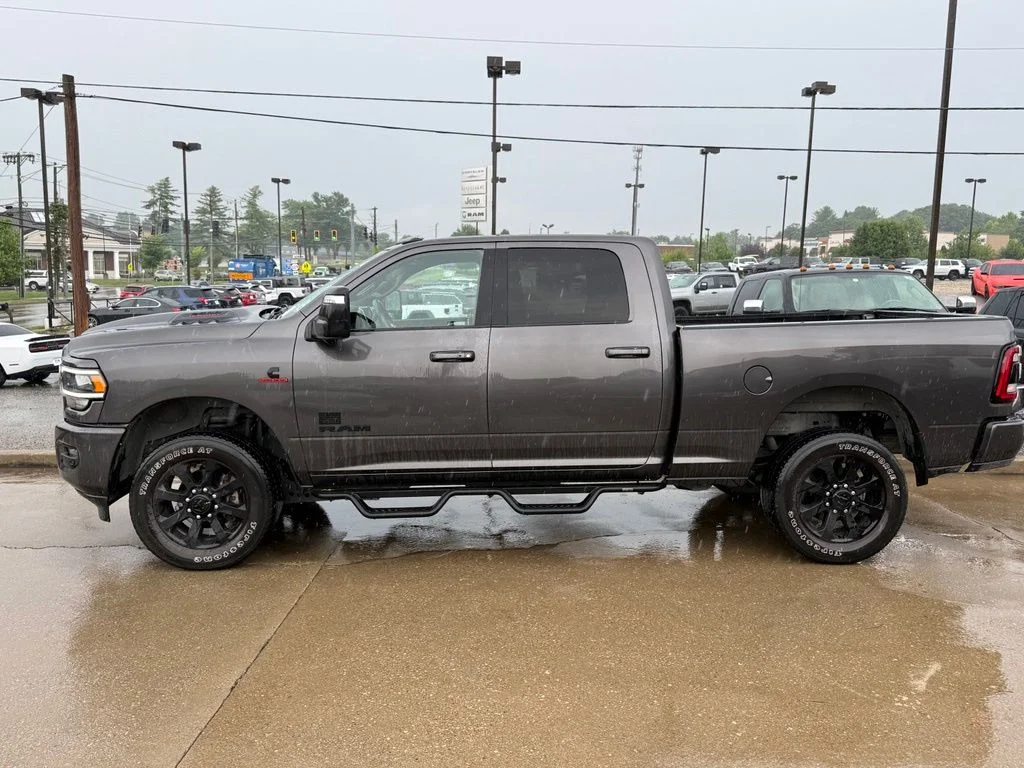 Used 2024 Gray Ram Laramie image 9